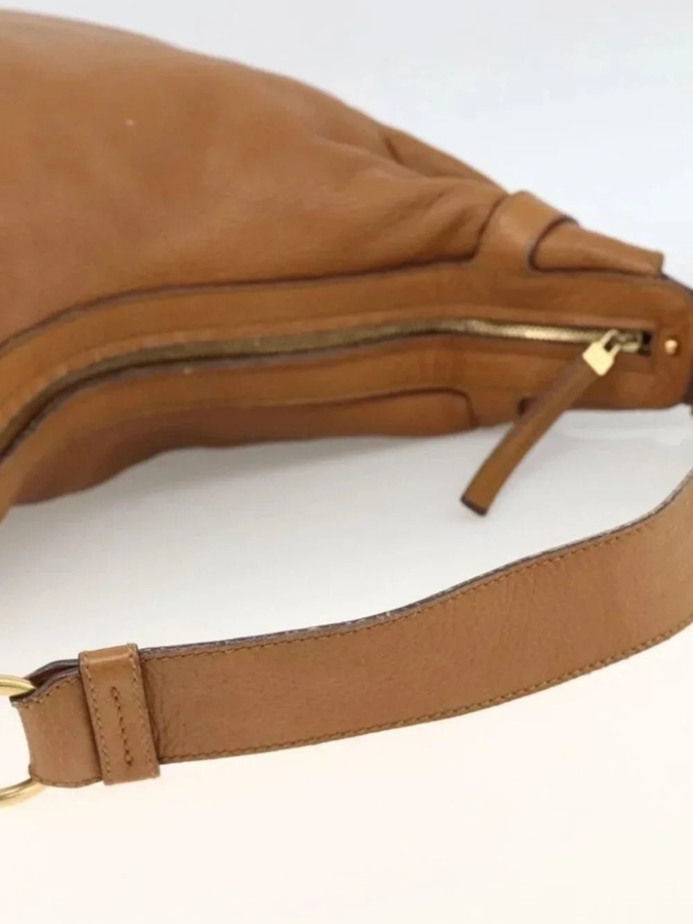 Salvatore Ferragamo Gancini Shoulder Bag Leather Brown Gold Auth gh1932